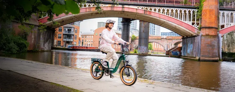 Cyrusher Nova – Vélo électrique urbain compact image 3