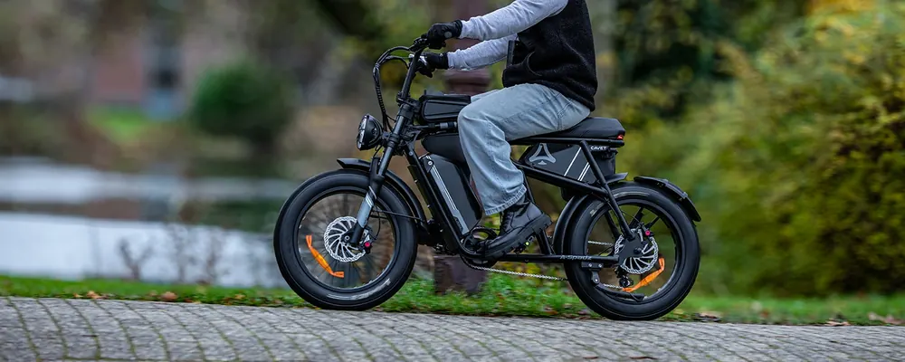 Vélo électrique fatbike A-Spadz Cavet Air 250W jaune pour homme et femme