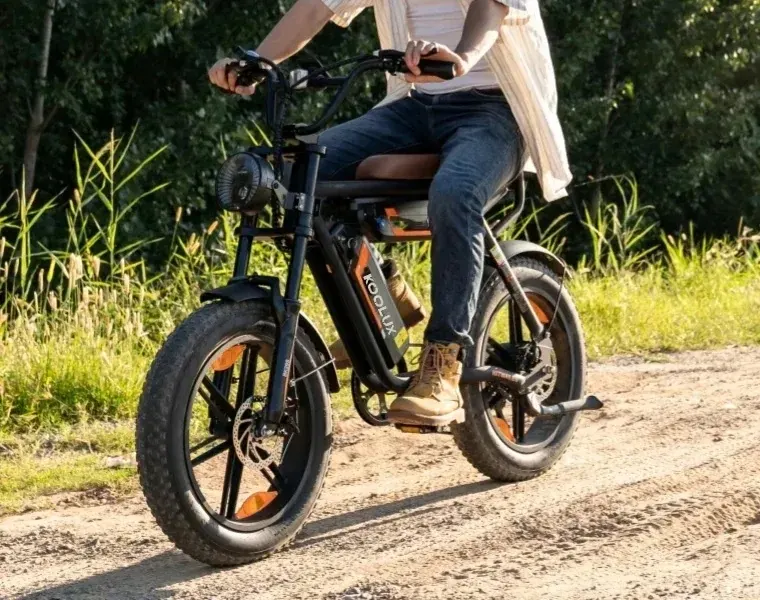 Vélo électrique KOOLUX 750W 31,2AH pesant 46,5 kg avec frein à huile